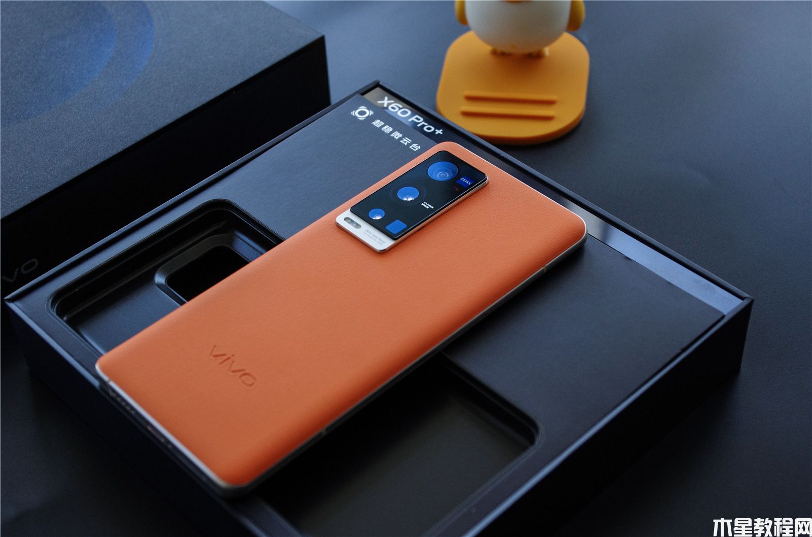 蔡司双主摄！vivo X60 Pro+评测：蓝厂压轴超大杯