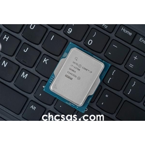 英特尔酷睿 i7-13700H 处理器相比，AMD 锐龙 7